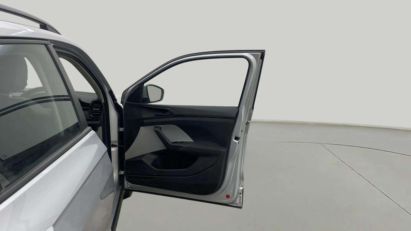 2021 Skoda KUSHAQ ACTIVE 1.0L TSI MT, Petrol, Manual, 47,658 km, RHS Front Door
