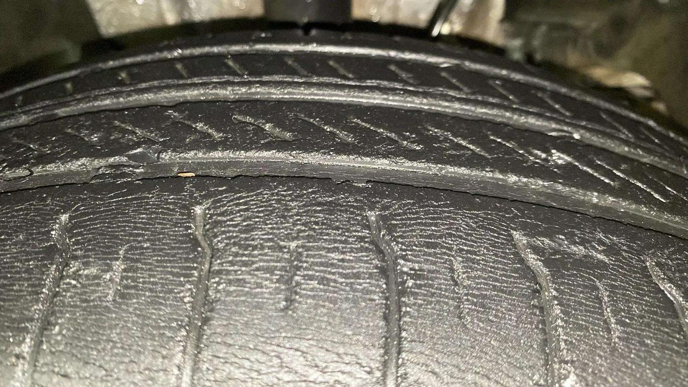 2018 Tata Tiago XZA PETROL, Petrol, Automatic, 11,877 km, Right Front Tyre Tread