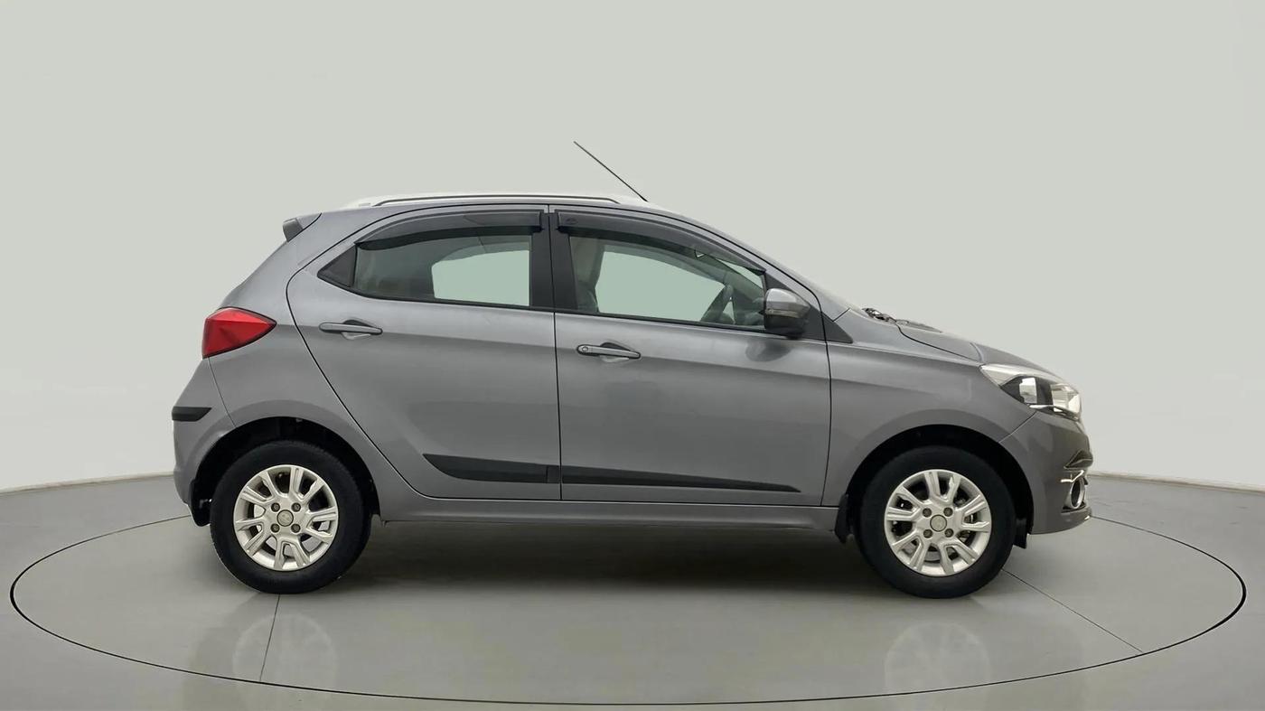 2018 Tata Tiago XZA PETROL, Petrol, Automatic, 11,877 km, Right Side View