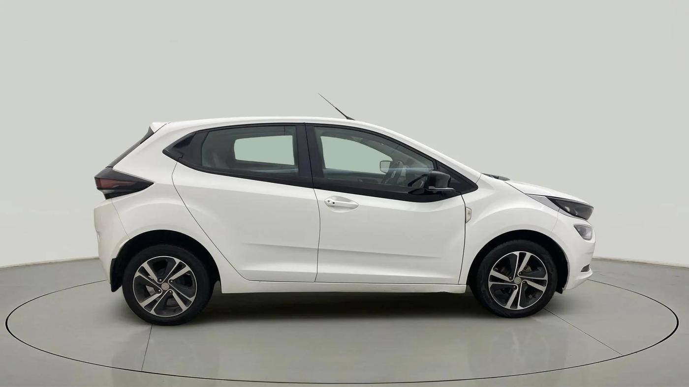 2021 Tata ALTROZ XZ PETROL, Petrol, Manual, 71,178 km, Right Side View