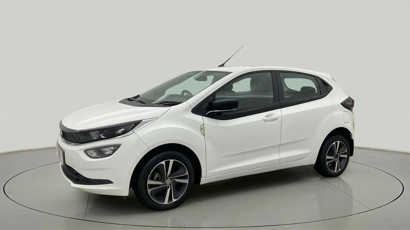 2021 Tata ALTROZ XZ PETROL, Petrol, Manual, 71,178 km, Left Front Diagonal