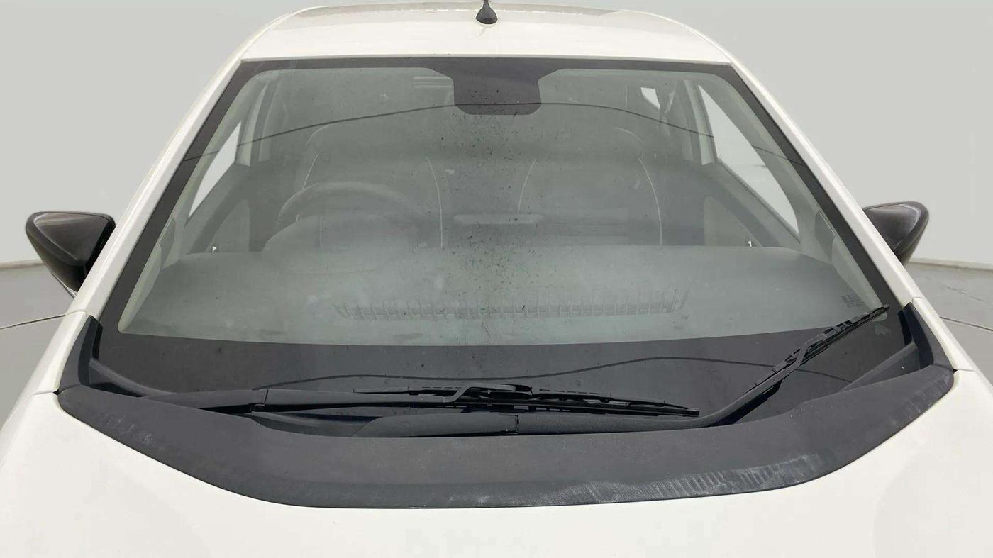 2021 Tata ALTROZ XZ PETROL, Petrol, Manual, 71,178 km, Front Windshield