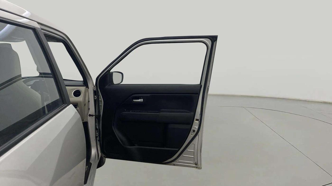 2022 Maruti New Wagon-R ZXI 1.2 AMT, Petrol, Automatic, 32,880 km, RHS Front Door