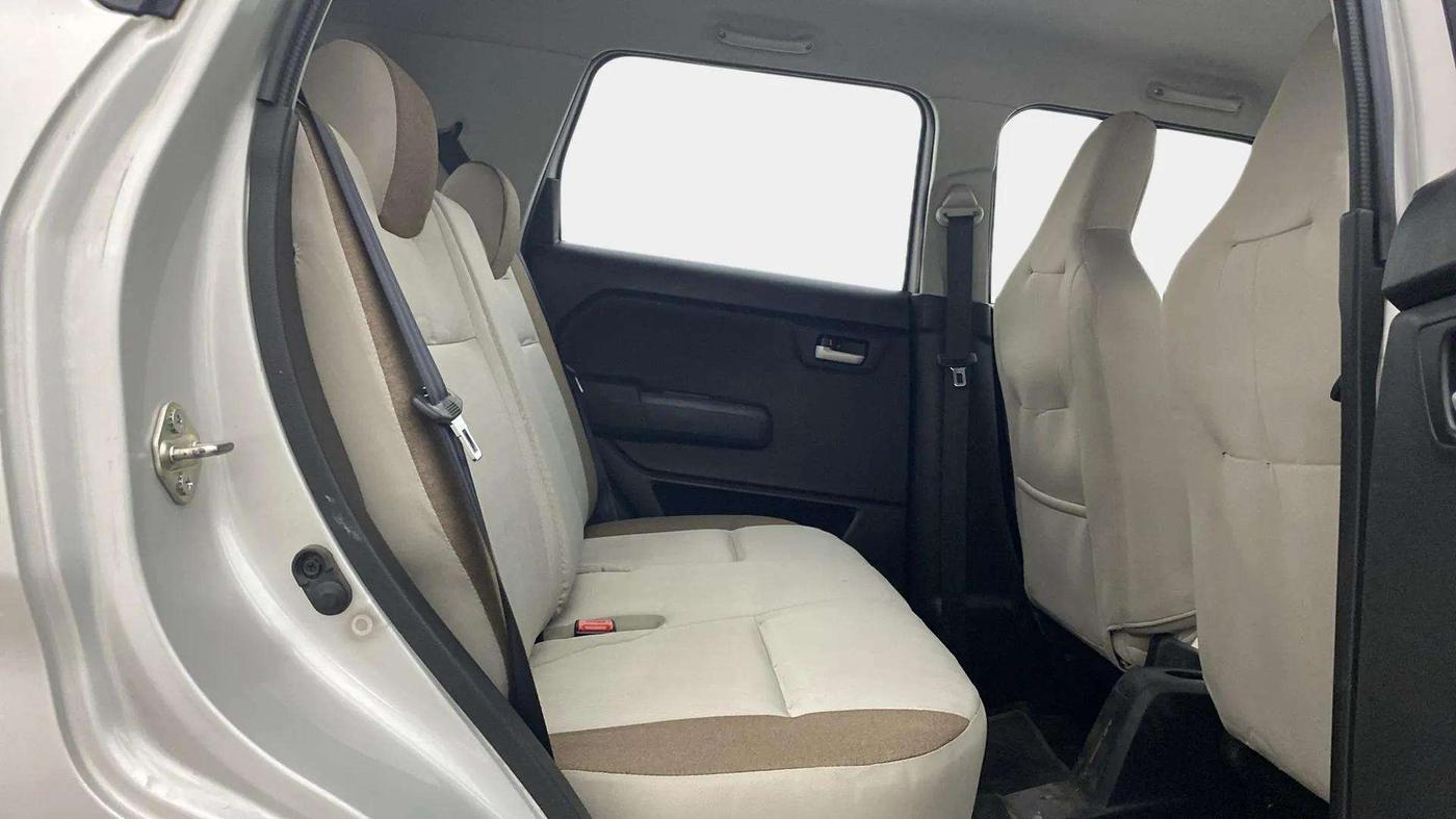 2022 Maruti New Wagon-R ZXI 1.2 AMT, Petrol, Automatic, 32,880 km, Right Side Rear Door Cabin