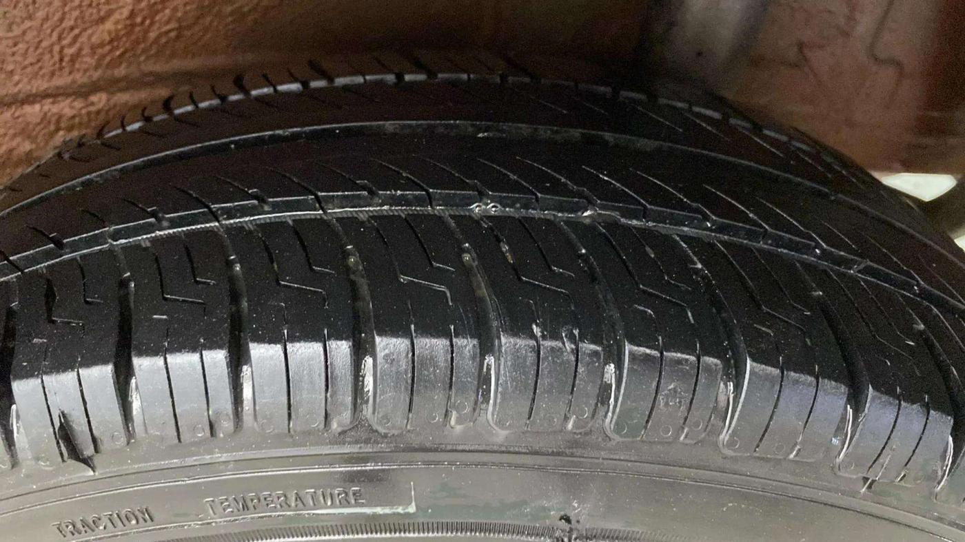 2019 Maruti New Wagon-R ZXI 1.2 AMT, Petrol, Automatic, 74,385 km, Left Rear Tyre Tread