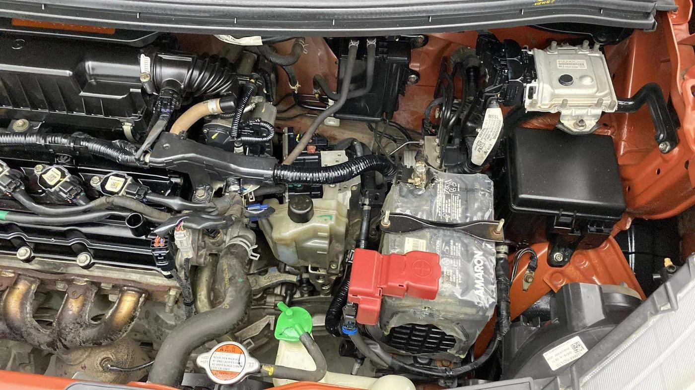 2019 Maruti New Wagon-R ZXI 1.2 AMT, Petrol, Automatic, 74,385 km, Engine View - Left