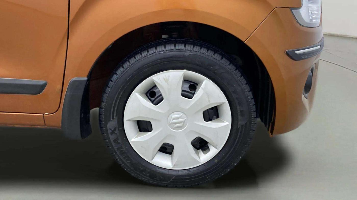 2019 Maruti New Wagon-R ZXI 1.2 AMT, Petrol, Automatic, 74,385 km, Right Front Wheel