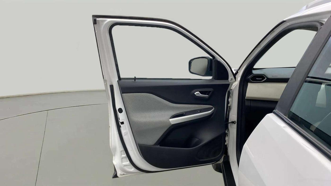 2022 Nissan MAGNITE XL, Petrol, Manual, 39,622 km, LHS Front Door