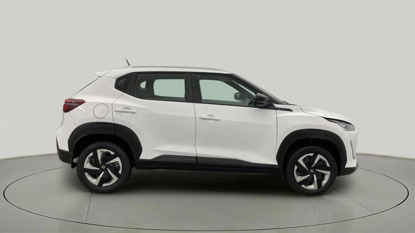 2022 Nissan MAGNITE XL, Petrol, Manual, 39,622 km, Right Side View