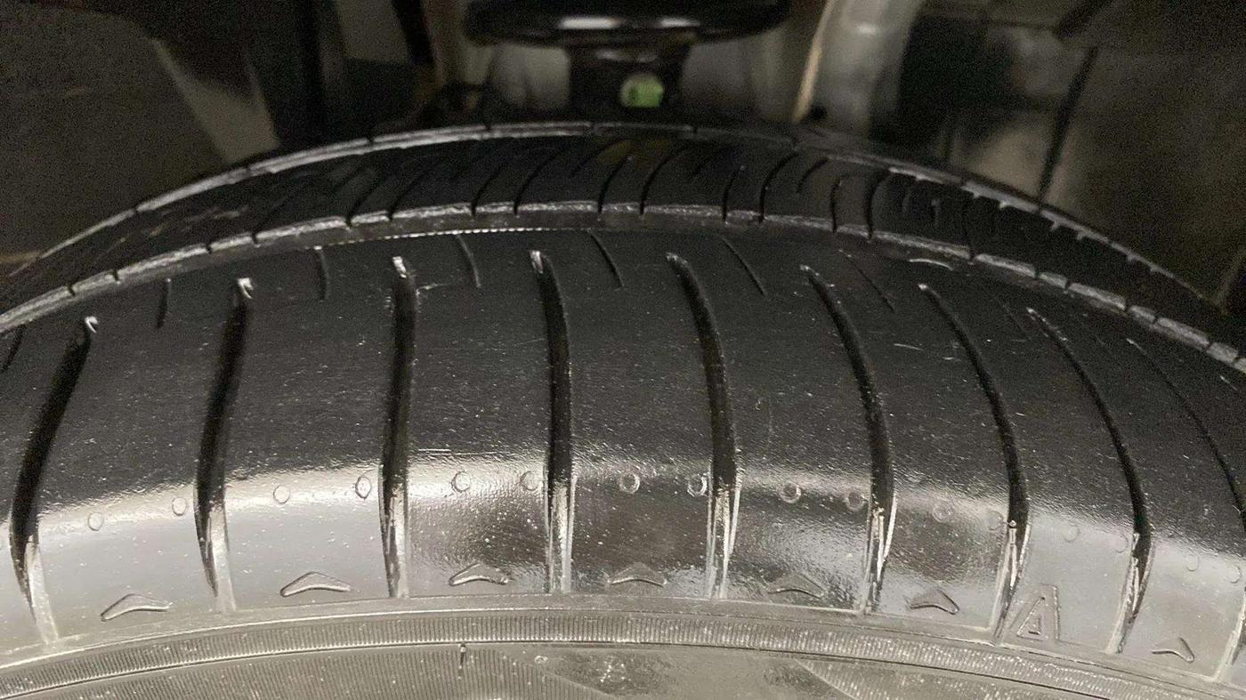 2022 Nissan MAGNITE XL, Petrol, Manual, 39,622 km, Right Front Tyre Tread