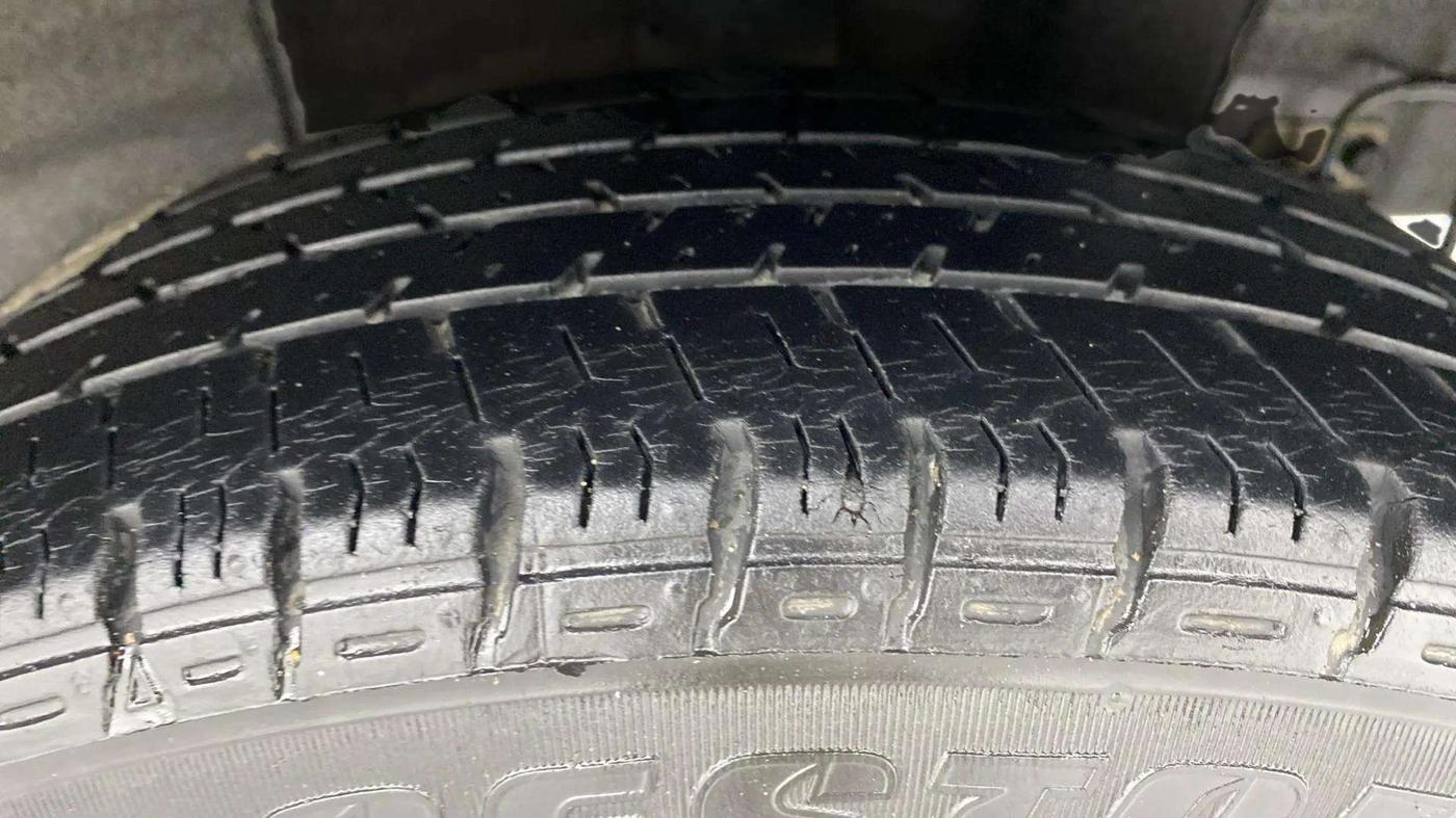 2018 Hyundai Grand i10 ASTA 1.2 KAPPA VTVT, Petrol, Manual, 83,472 km, Left Rear Tyre Tread