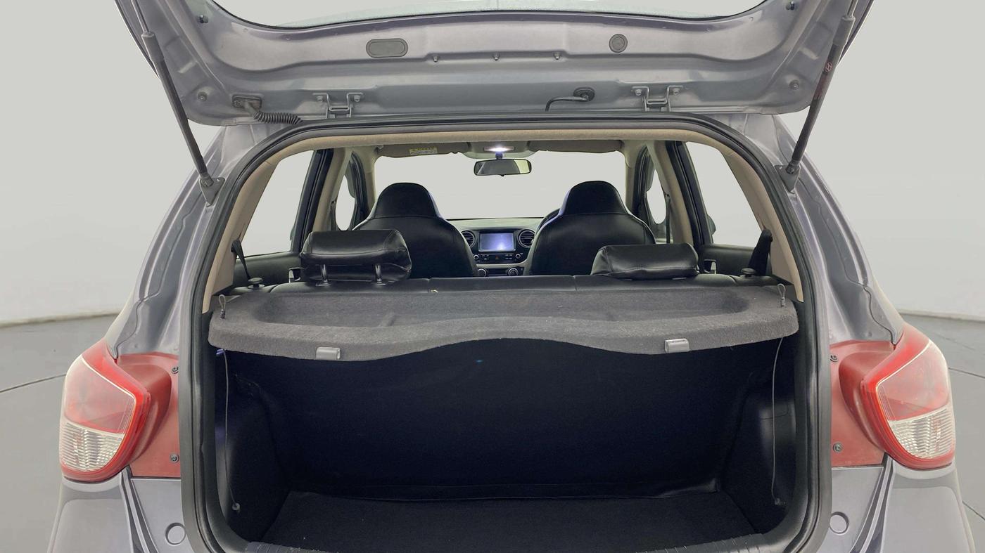 2018 Hyundai Grand i10 ASTA 1.2 KAPPA VTVT, Petrol, Manual, 83,472 km, Boot Inside