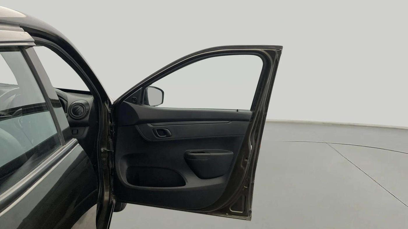 2020 Renault Kwid RXL 1.0, Petrol, Manual, 32,490 km, RHS Front Door