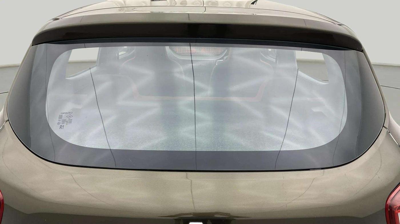 2022 Renault Kwid RXT 1.0 AMT, Petrol, Automatic, 8,022 km, Rear Windshield