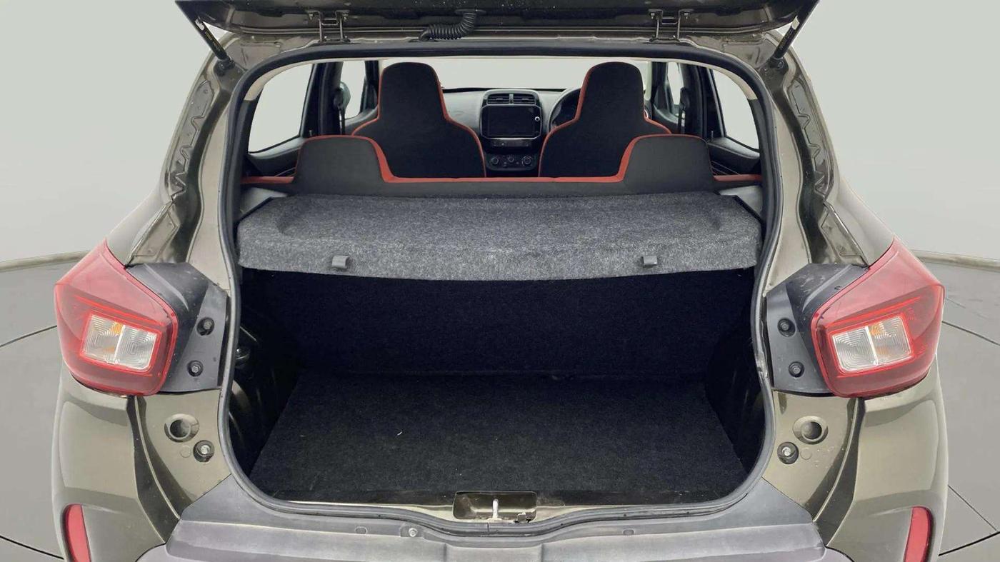 2022 Renault Kwid RXT 1.0 AMT, Petrol, Automatic, 8,022 km, Boot Open Zoomed View