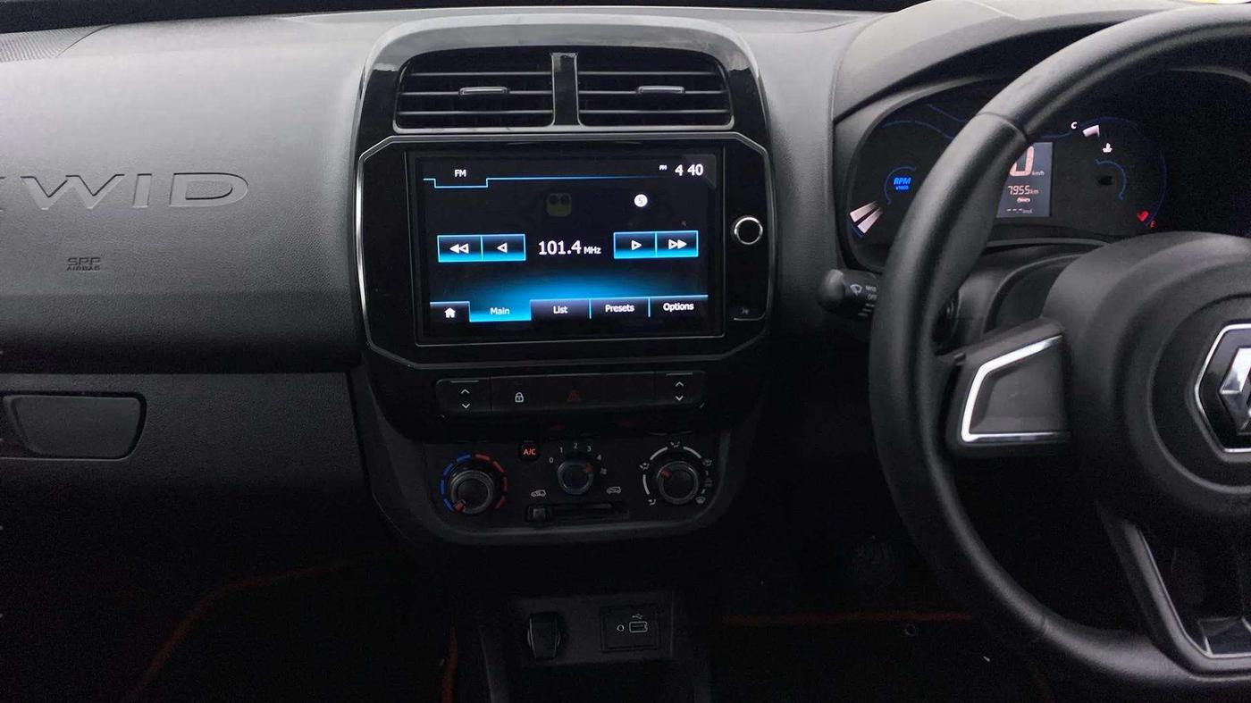 2022 Renault Kwid RXT 1.0 AMT, Petrol, Automatic, 8,022 km, Air Conditioner