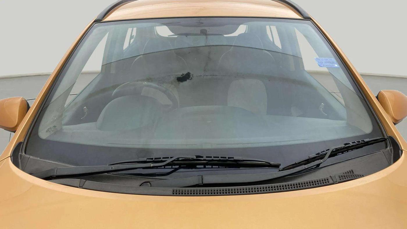 2015 Hyundai Grand i10 ASTA (O) 1.2 KAPPA VTVT, Petrol, Manual, 46,415 km, Front Windshield