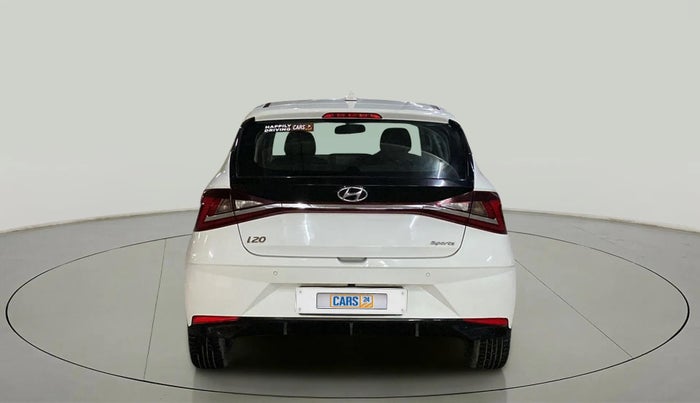 2020 Hyundai NEW I20 SPORTZ 1.2 AT, Petrol, Automatic, 35,994 km, Back/Rear