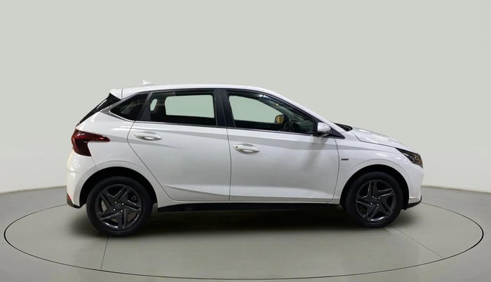 2020 Hyundai NEW I20 SPORTZ 1.2 AT, Petrol, Automatic, 35,994 km, Right Side View