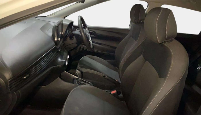 2020 Hyundai NEW I20 SPORTZ 1.2 AT, Petrol, Automatic, 35,994 km, Right Side Front Door Cabin