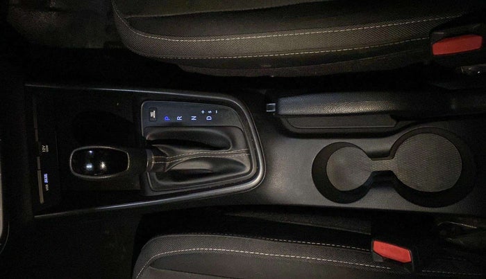 2020 Hyundai NEW I20 SPORTZ 1.2 AT, Petrol, Automatic, 35,994 km, Gear Lever