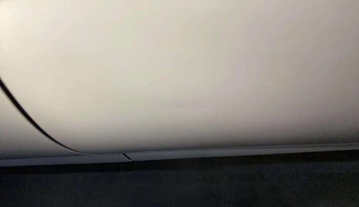 2020 Hyundai NEW I20 SPORTZ 1.2 AT, Petrol, Automatic, 35,994 km, Rear left door - Slightly dented
