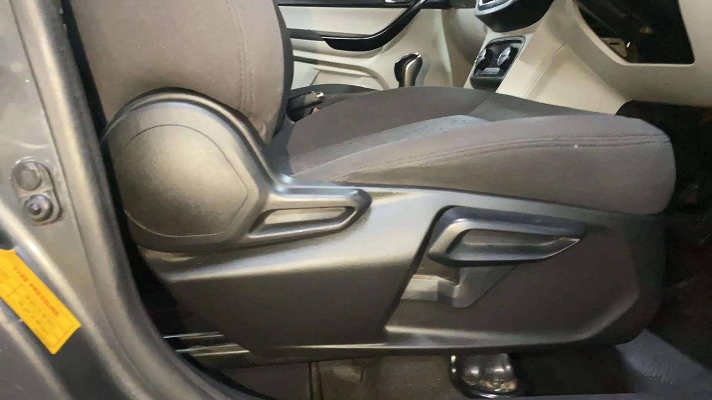 2022 Tata TIGOR XZ PLUS PETROL, Petrol, Manual, 25,940 km, Driver Side Adjustment Panel