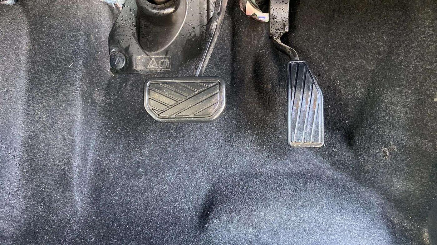 2022 Maruti IGNIS ZETA 1.2 AMT, Petrol, Automatic, 35,002 km, Pedals