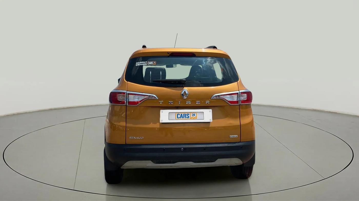 2022 Renault TRIBER RXZ AMT, Petrol, Automatic, 33,688 km, Back/Rear