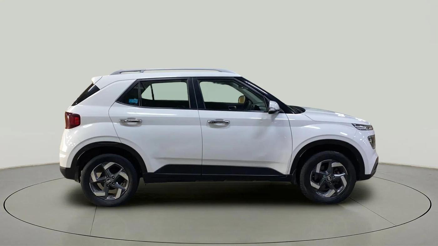 2019 Hyundai VENUE SX 1.0 (O) TURBO, Petrol, Manual, 68,533 km, Right Side View