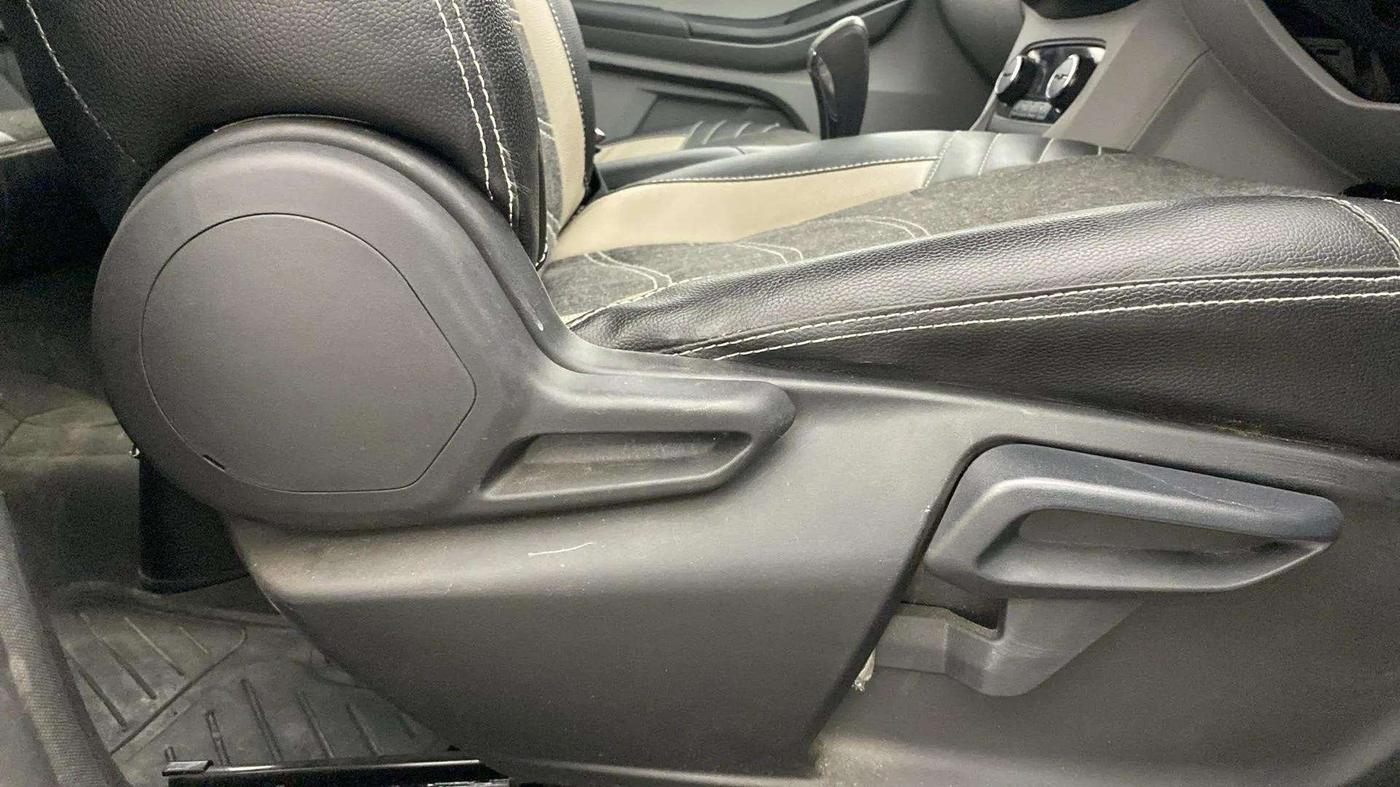 2021 Tata Tiago XZA PLUS PETROL, Petrol, Automatic, 23,357 km, Driver Side Adjustment Panel