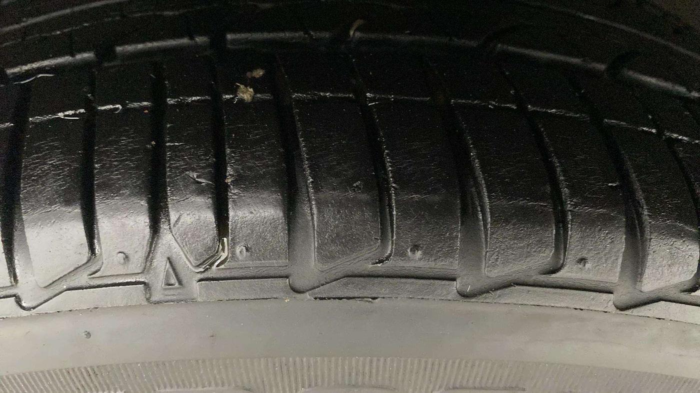2021 Tata Tiago XZA PLUS PETROL, Petrol, Automatic, 23,357 km, Left Front Tyre Tread