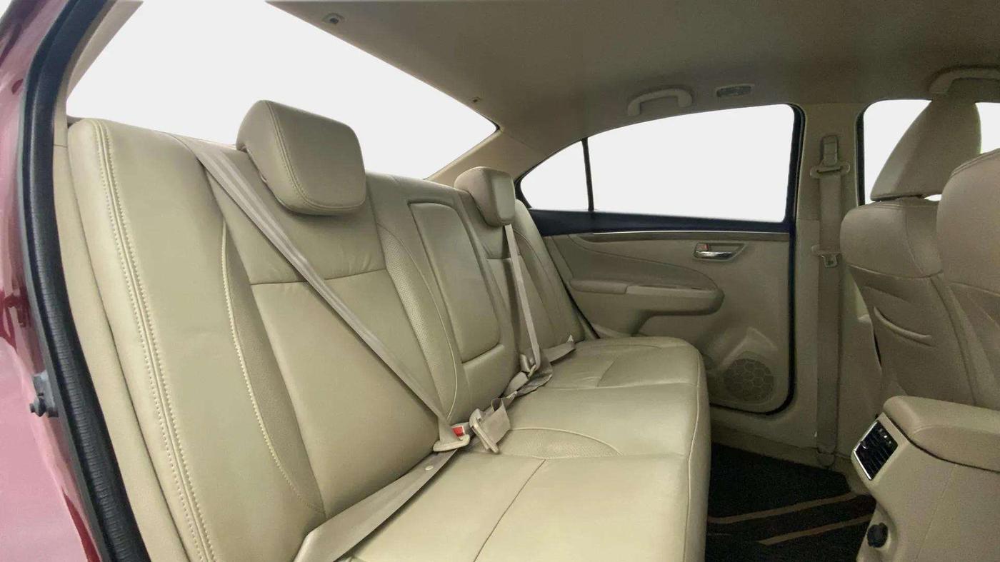 2019 Maruti Ciaz ALPHA 1.5 SHVS PETROL, Petrol, Manual, 58,795 km, Right Side Rear Door Cabin