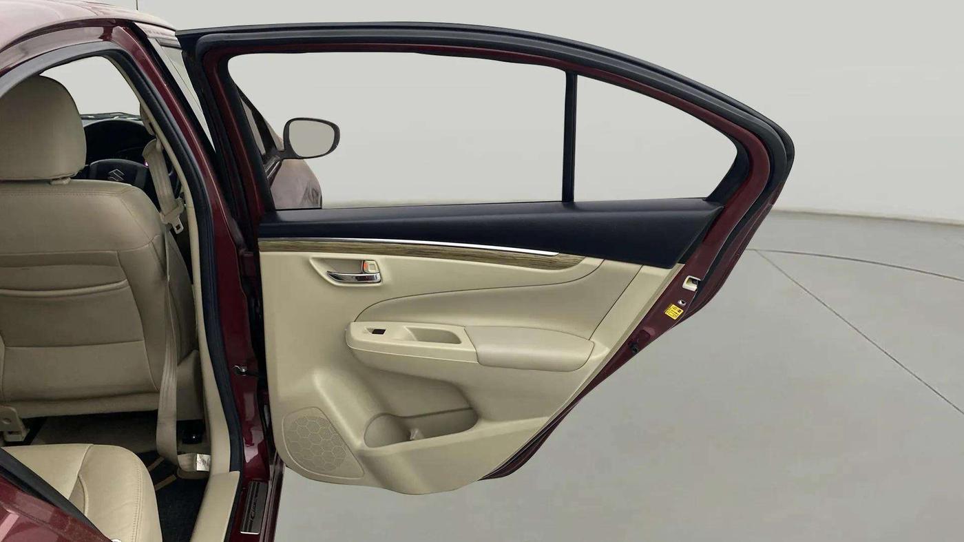 2019 Maruti Ciaz ALPHA 1.5 SHVS PETROL, Petrol, Manual, 58,795 km, RHS Rear Door