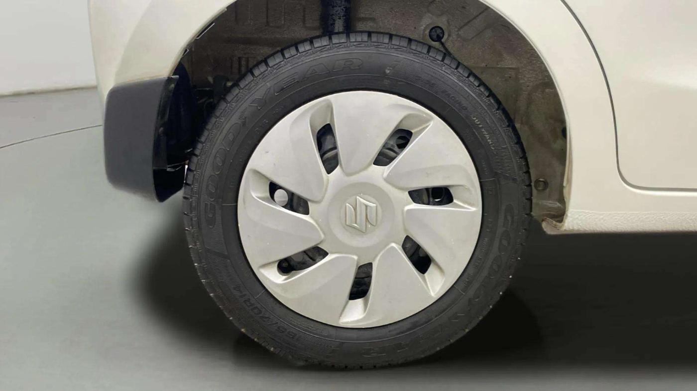 2019 Maruti Celerio ZXI, Petrol, Manual, 24,708 km, Right Rear Wheel