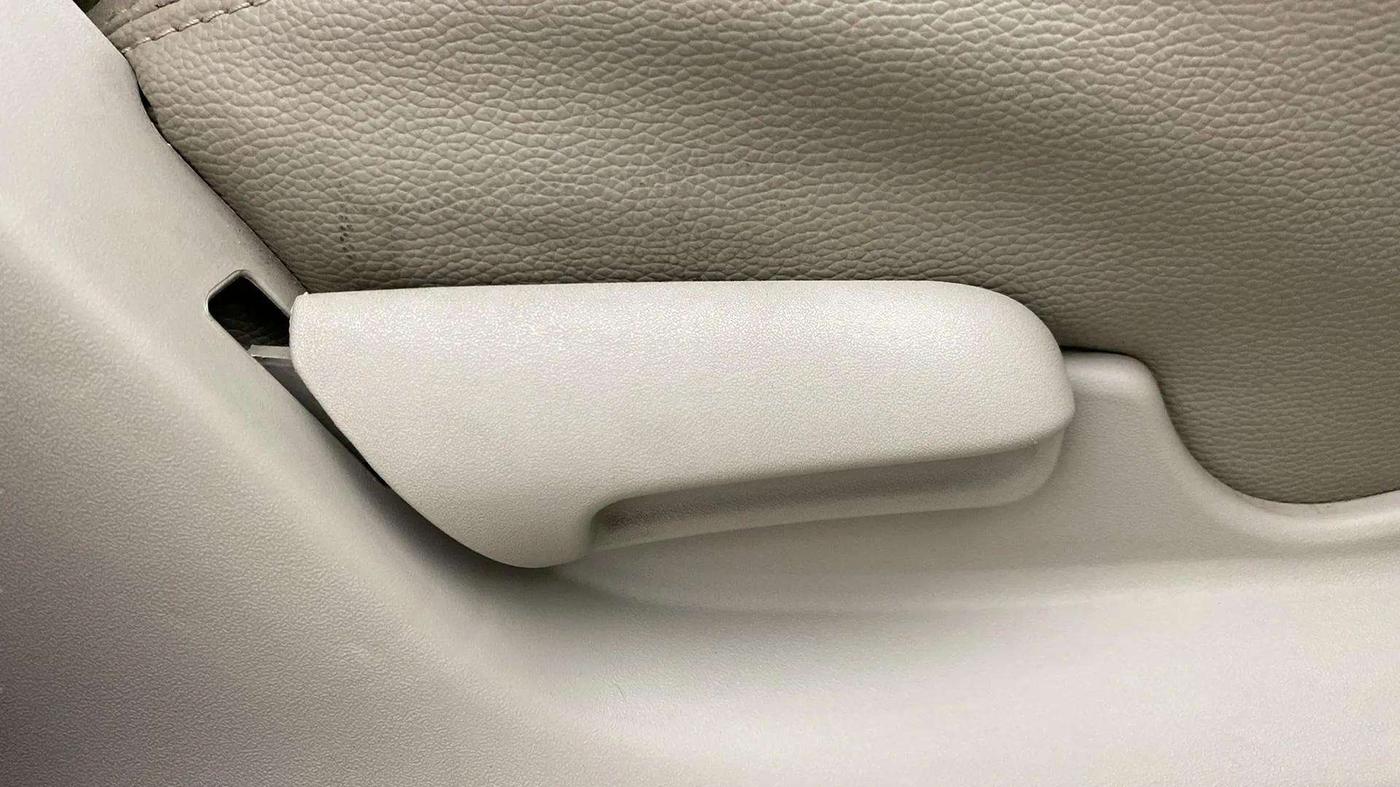 2019 Maruti Celerio ZXI, Petrol, Manual, 24,708 km, Driver Side Adjustment Panel