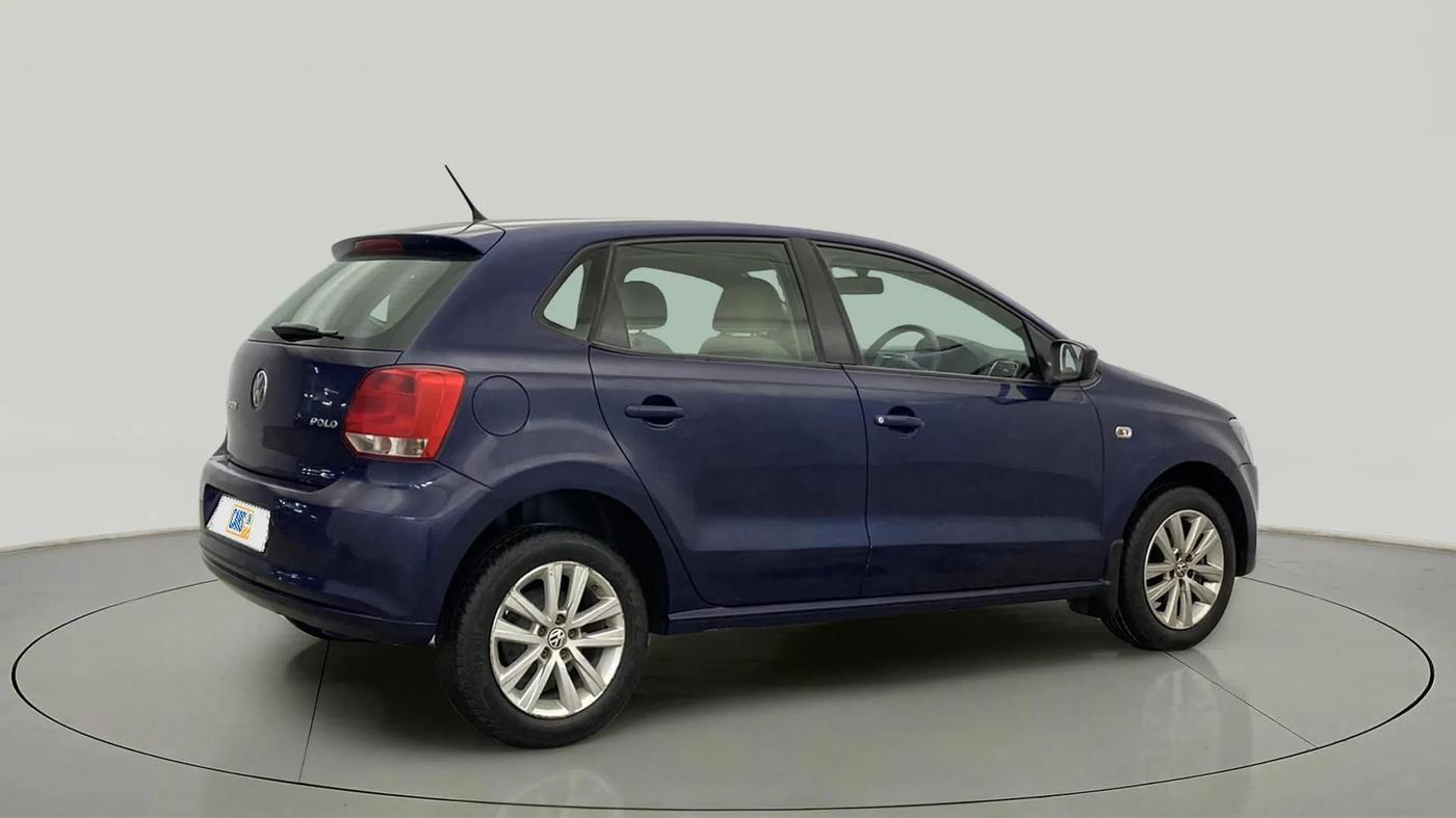 2013 Volkswagen Polo HIGHLINE1.2L, Petrol, Manual, 23,813 km, Right Back Diagonal