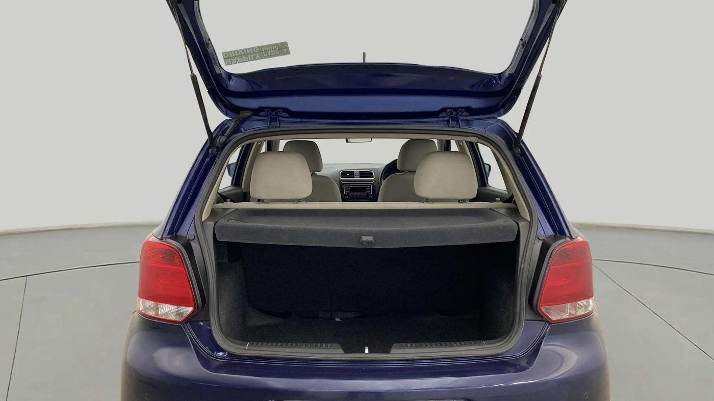 2013 Volkswagen Polo HIGHLINE1.2L, Petrol, Manual, 23,813 km, Boot Open Zoomed View