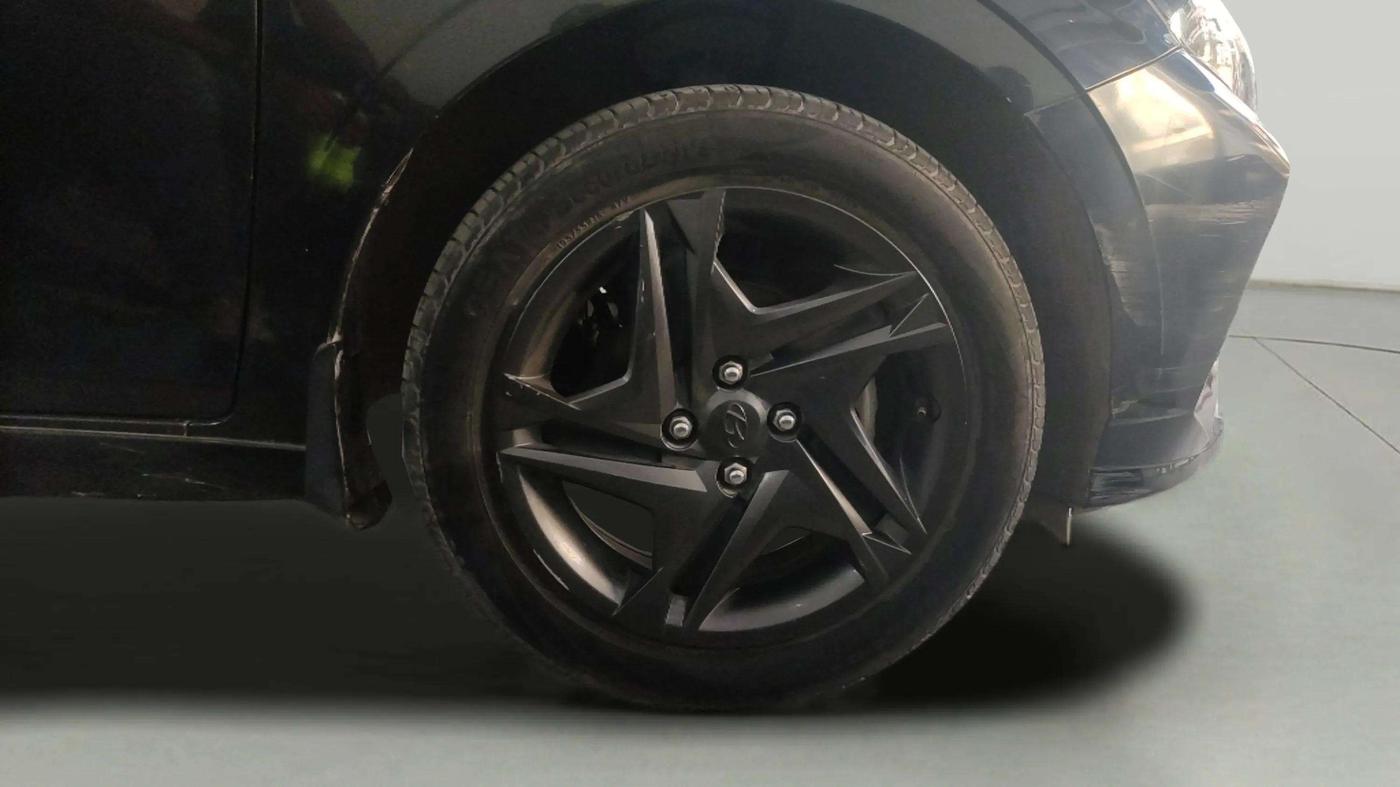 2021 Hyundai NEW I20 SPORTZ 1.2 MT, Petrol, Manual, 76,614 km, Right Front Wheel