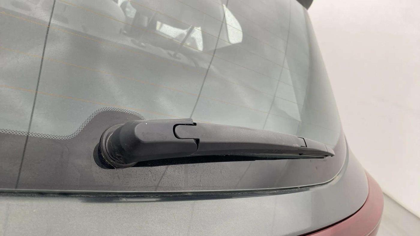 2023 KIA SELTOS HTX PETROL 1.5, Petrol, Manual, 8,961 km, Rear Wiper