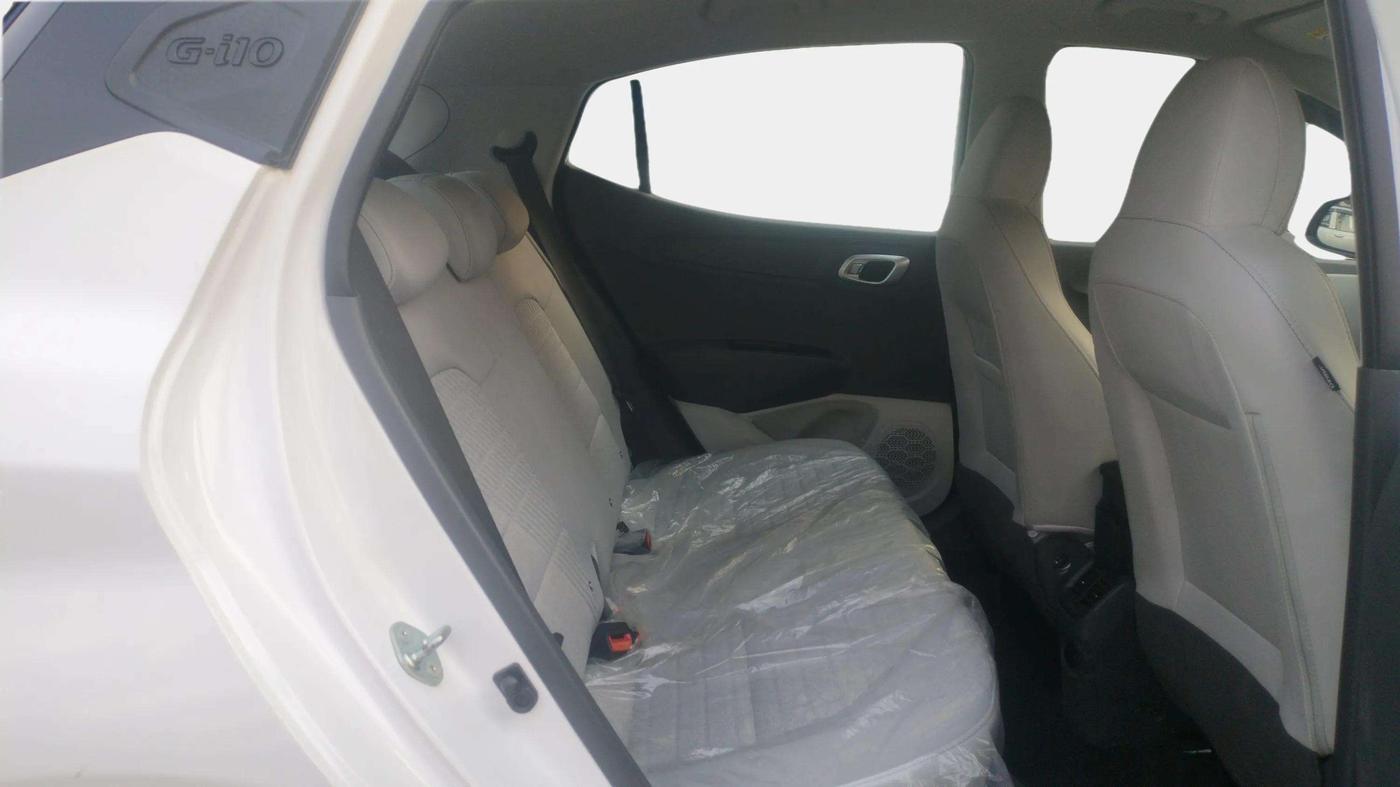 2024 Hyundai GRAND I10 NIOS ASTA AMT 1.2 KAPPA VTVT, Petrol, Automatic, 7,525 km, Right Side Rear Door Cabin