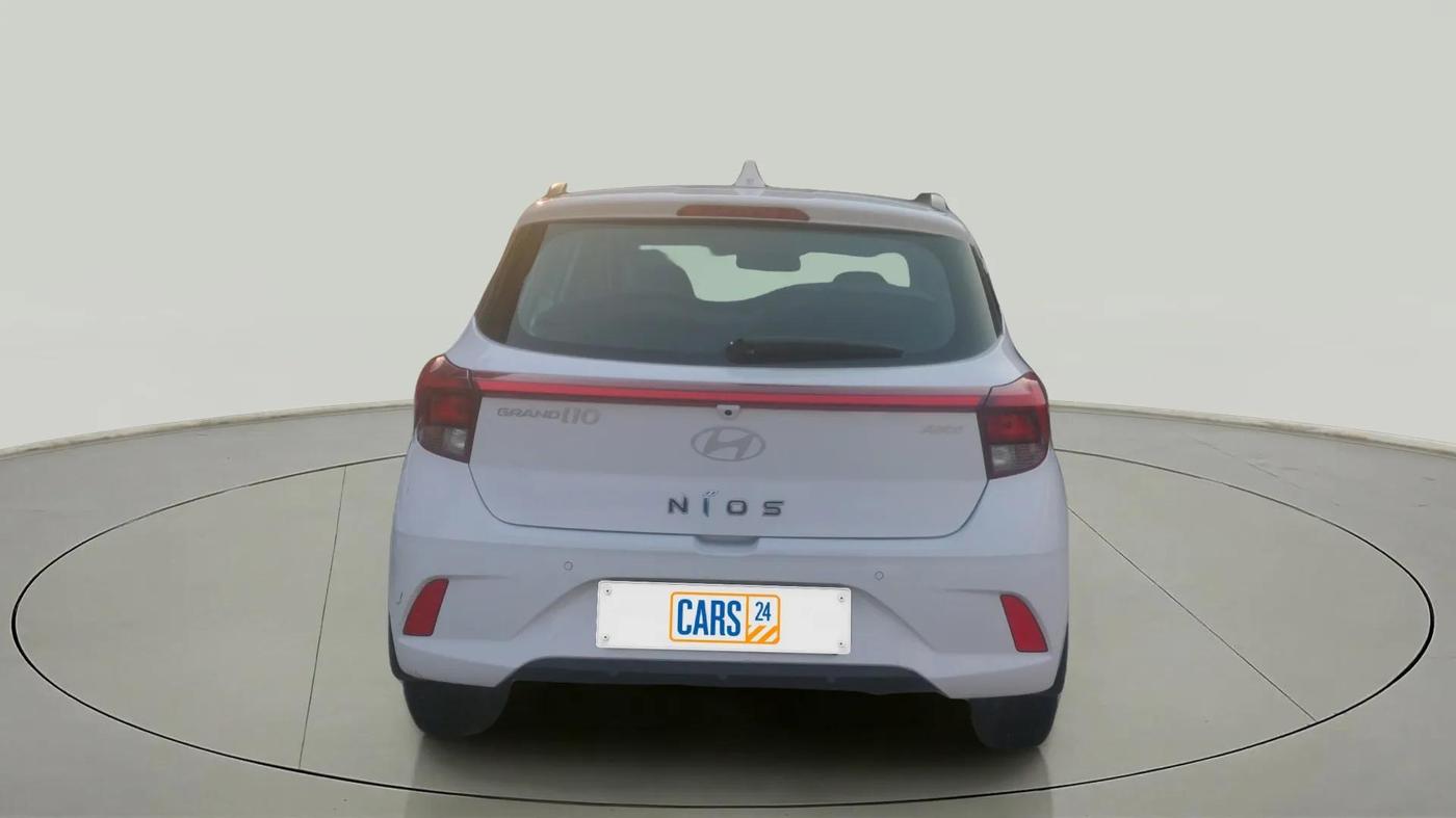 2024 Hyundai GRAND I10 NIOS ASTA AMT 1.2 KAPPA VTVT, Petrol, Automatic, 7,525 km, Back/Rear