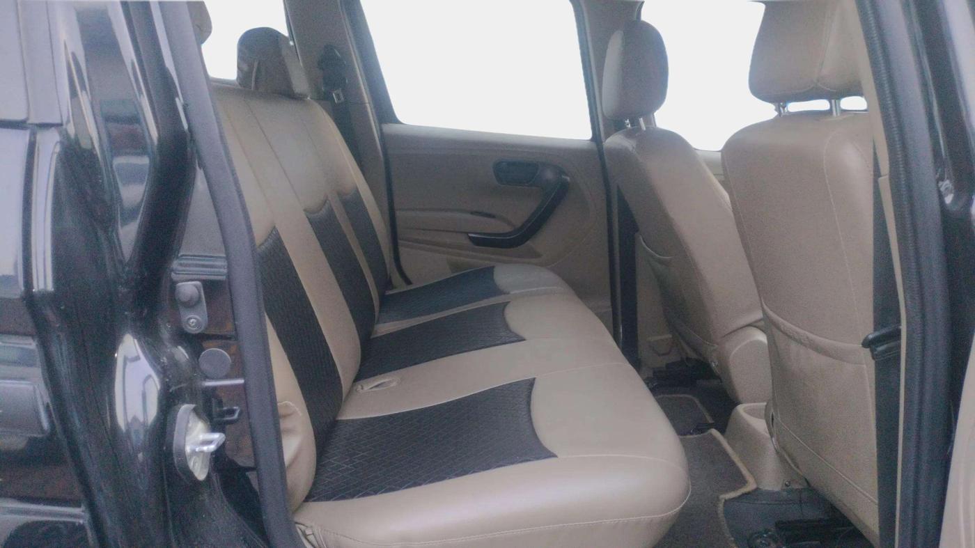 2022 Mahindra BOLERO NEO N 8, Diesel, Manual, 25,779 km, Right Side Rear Door Cabin
