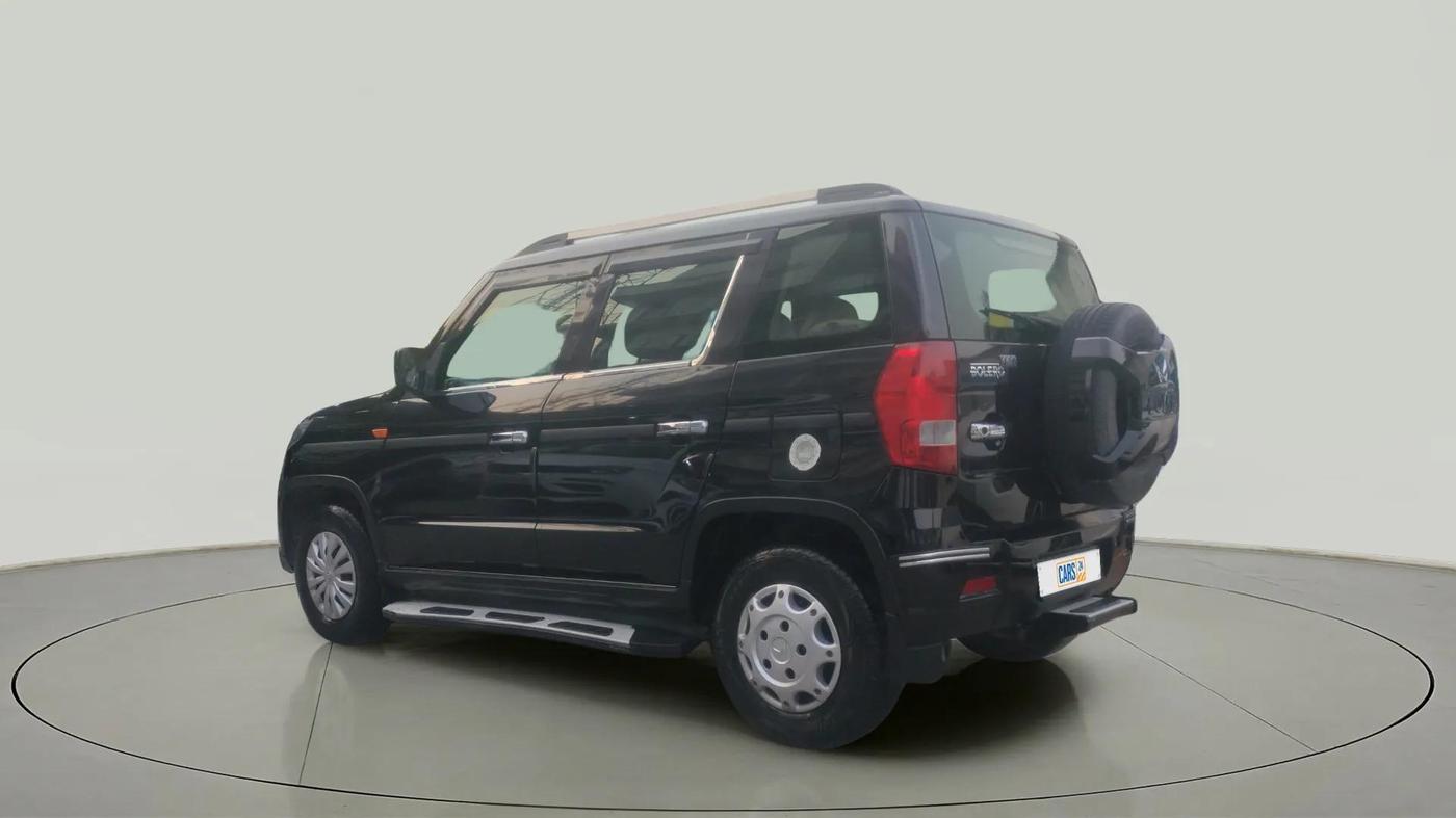 2022 Mahindra BOLERO NEO N 8, Diesel, Manual, 25,779 km, Left Back Diagonal