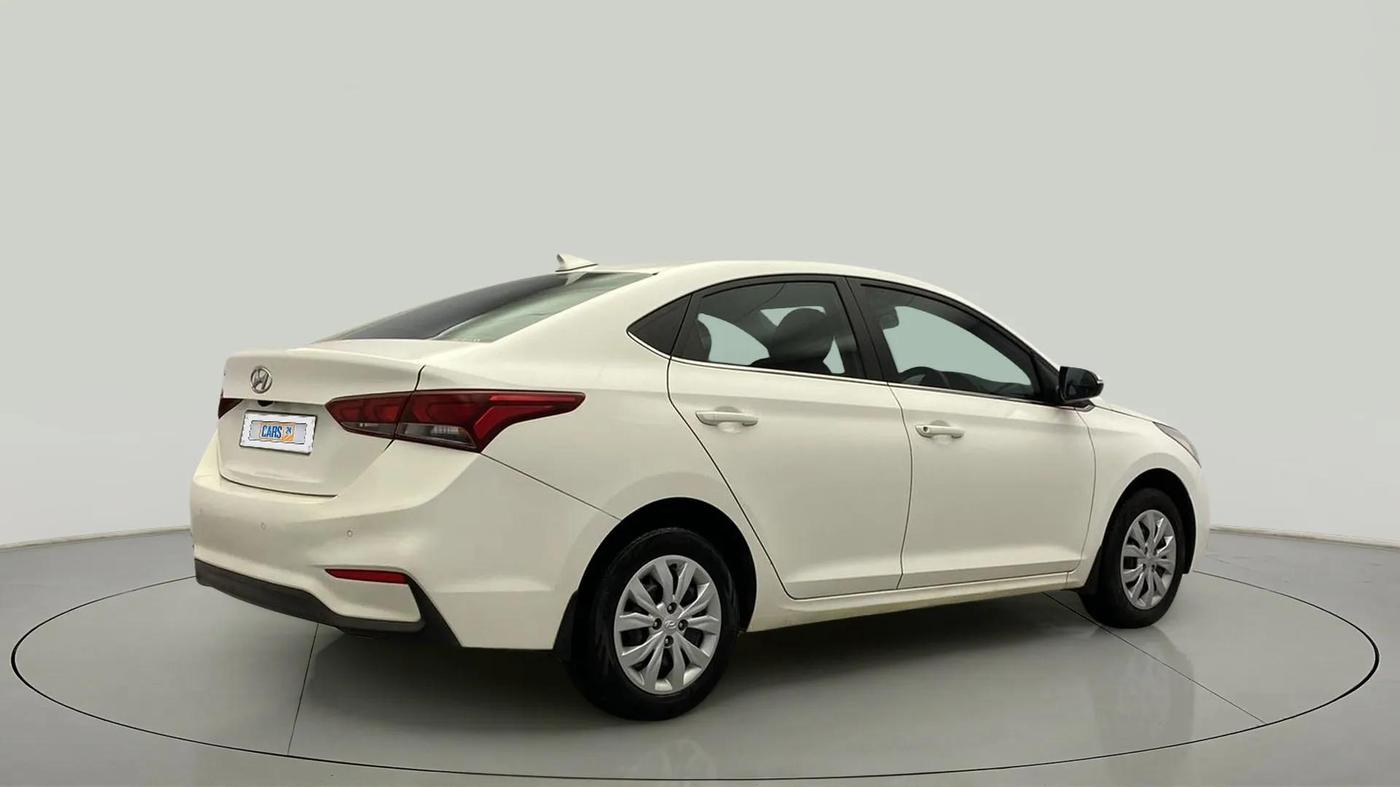 2018 Hyundai Verna 1.4 EX PETROL, Petrol, Manual, 95,110 km, Right Back Diagonal