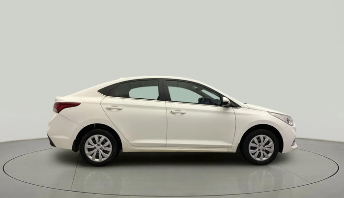 2018 Hyundai Verna 1.4 EX PETROL, Petrol, Manual, 95,110 km, Right Side View