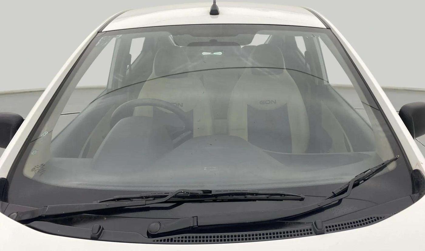 2015 Hyundai Eon ERA +, Petrol, Manual, 70,105 km, Front Windshield