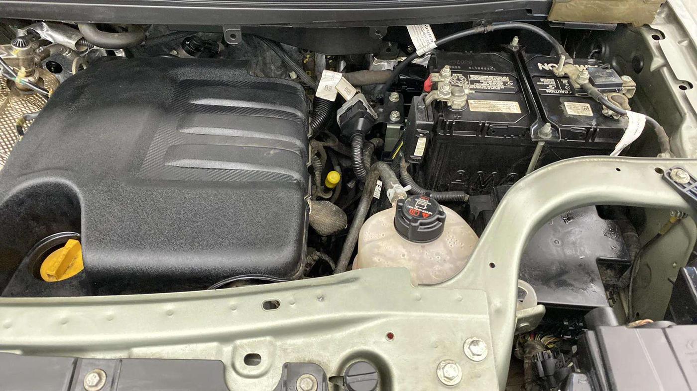 2021 Mahindra BOLERO NEO N 10, Diesel, Manual, 17,571 km, Engine View - Left