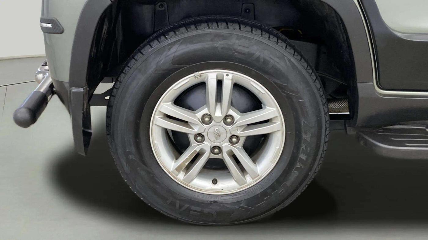 2021 Mahindra BOLERO NEO N 10, Diesel, Manual, 17,571 km, Right Rear Wheel