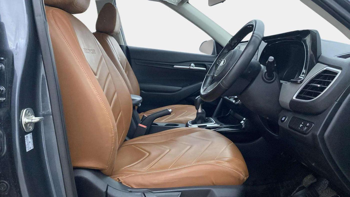 2019 KIA SELTOS HTK PLUS 1.5 DIESEL, Diesel, Manual, 65,385 km, Right Side Front Door Cabin